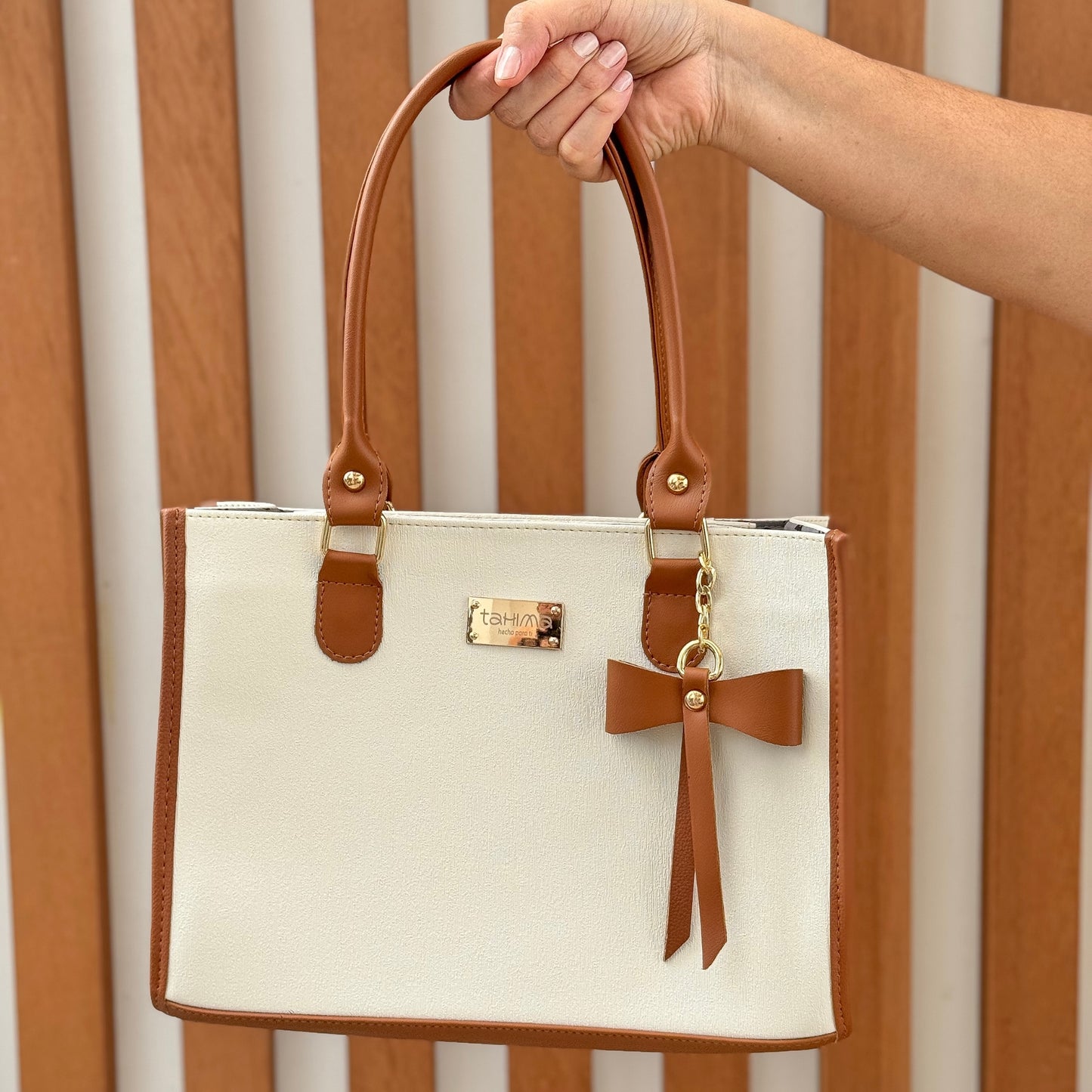 Bolso Coquette Tahima - orden y elegancia al instante